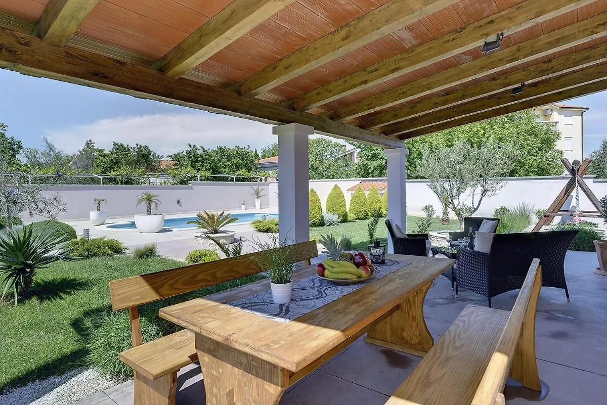 Villa Iva Medulin 0*,  Croatia